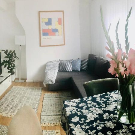 City Location- 2 Bedroom Apartment Londra Esterno foto