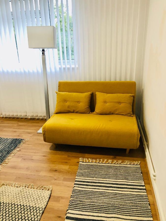 City Location- 2 Bedroom Apartment Londra Esterno foto
