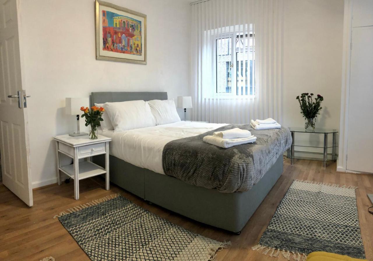 City Location- 2 Bedroom Apartment Londra Esterno foto