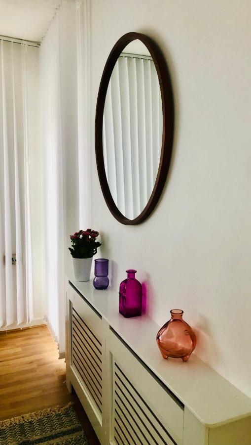 City Location- 2 Bedroom Apartment Londra Esterno foto